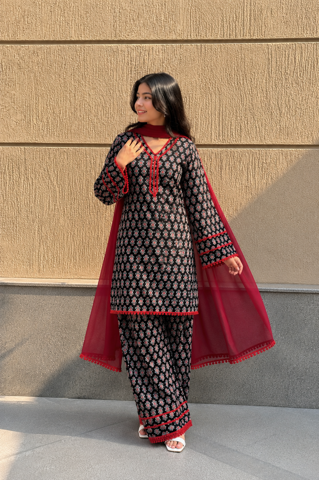 Women's Black Floral Printed Farshi Suit Set with Dupatta | Elegant Ethnic Kurta Palazzo Co-ord Set